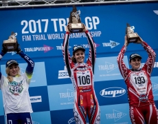 Theresa Bäuml – Sieg beim Finallauf Woman TRIAL GP in Italien  & Bronzemedaille bei der Weltmeisterschaft!!!