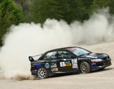 Frank Färber und Peter Schaaf gewinnen die Hunsrück-Junior-Rallye