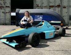 Projekttag in Mendig – Simone Busch vom AC Mayen testet ex AGS Formel Opel.