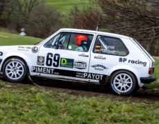 Udo Schütt und Peter Schaaf vom AC 1927 Mayen e.V. feiern einen Klassensieg bei der ADAC Rallye Westerwald  