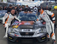 Jürgen und Achim Nett beim ADAC TotalEnergies 24h-Rennen auf dem Nürburgring