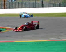 Marvin Brandl vom AC Mayen auf dem Podium in Spa-Francorchamps