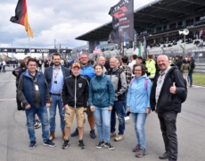 Fanatec GT World Challenge Europe Nürburgring 28.-30. Juli 2023  Die ersten Sieger freuten sich schon vor dem großen Nürburgring-Rennen.