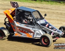 AC-Mayen-Nachwuchstalent Junis Holzleitner triumphiert nach packender Aufholjagd in der Junior-Kart-Cross-Klasse am Matschenberg und holt Deutschen Meistertitel im Auto-Cross