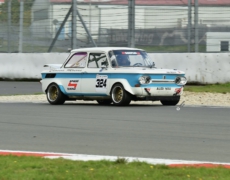 Alex Schneider glänzt beim RGB Saisonfinale am Nürburgring mit seinem historischen NSU TT von 1970